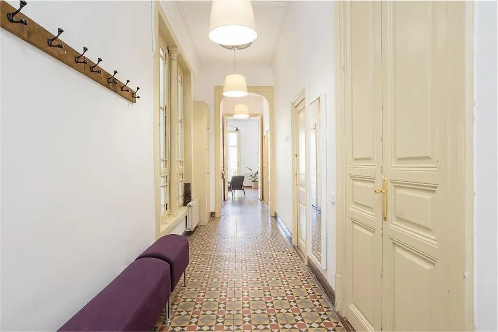 Canela Homes Barcelona Consell Apartment