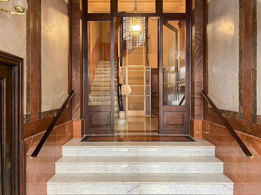 Canela Homes Barcelona Consell Apartment