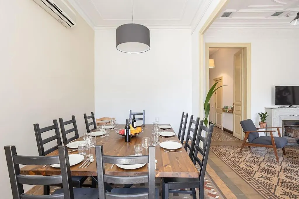 Canela Homes Barcelona Consell location